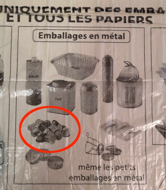 le recyclage des capsules est indiqué sur les sacs jaunes