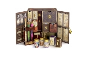 The Carat Shop - Calendrier de l'avent 2023, Harry Potter Accessoire | Coffret Harry Potter, Cadeau Harry Potter, Calendrier Enfant, Harry Potter Decoration