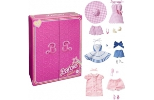 Barbie Le Film - Coffret 3 Tenues Ensemble de Trois Looks iconiques du Film avec Chaussures et Accessoires, Jouet Enfant, HPK01