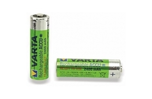 VARTA Piles rechargeables AA, lot de 4, Recharge Accu Power, 2400 mAh Ni-MH, sans effet mémoire, préchargées, prêtes à l'emploi