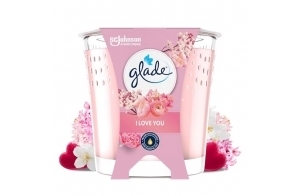 Glade Bougie Vegan Parfum Infusé Huiles Essentielles - Nouvelle Formule Sans Huile De Palme - I Love You - 1 Bougie