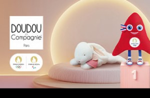 Doudous, peluches, poupées et jeux d'éveil pour enfants